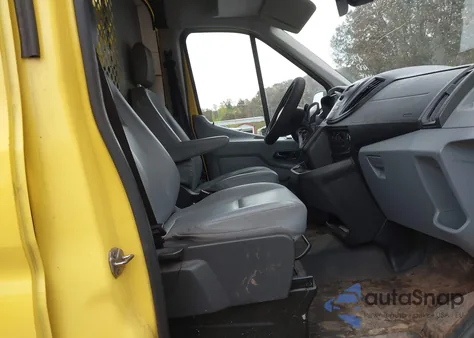 2017 Ford Transit-250 z USA, uszkodzony, nr VIN 1FTYR2CM9HKA57977